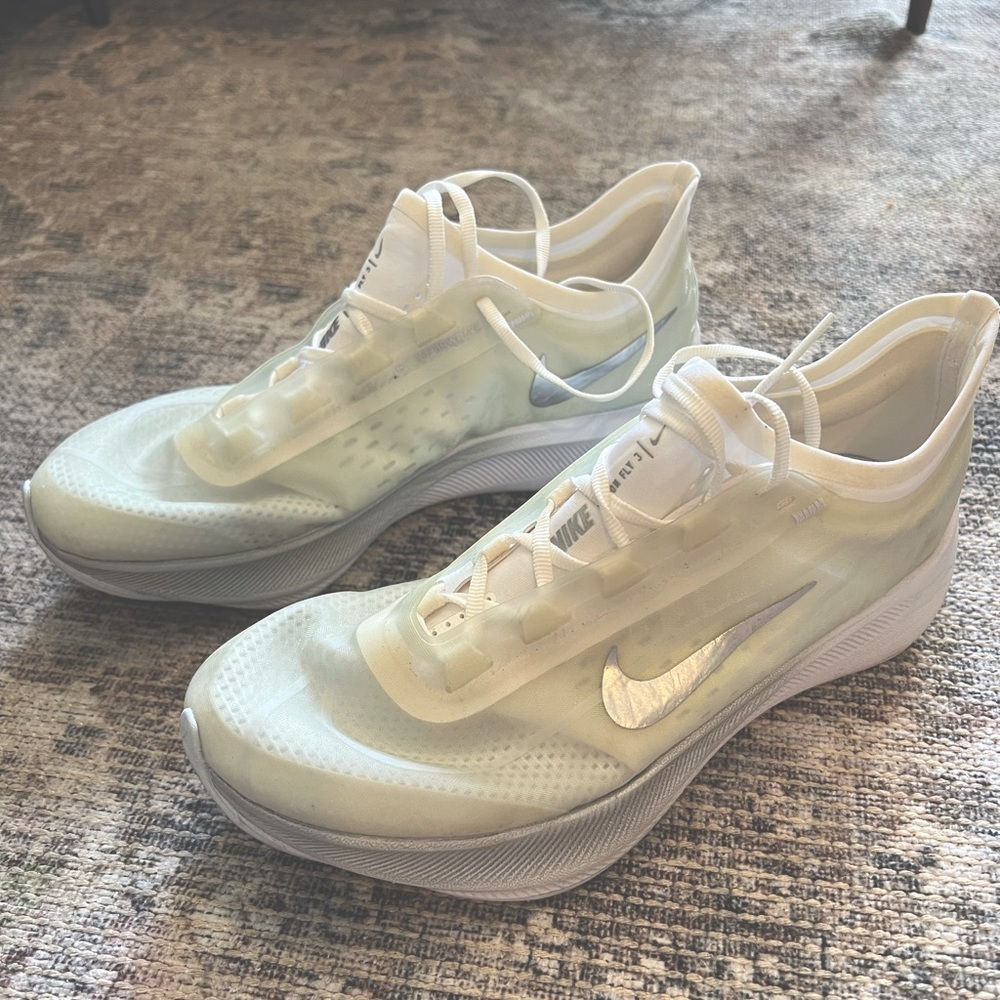 Nike Zoom Fly 3 7.5 Pure Platinum